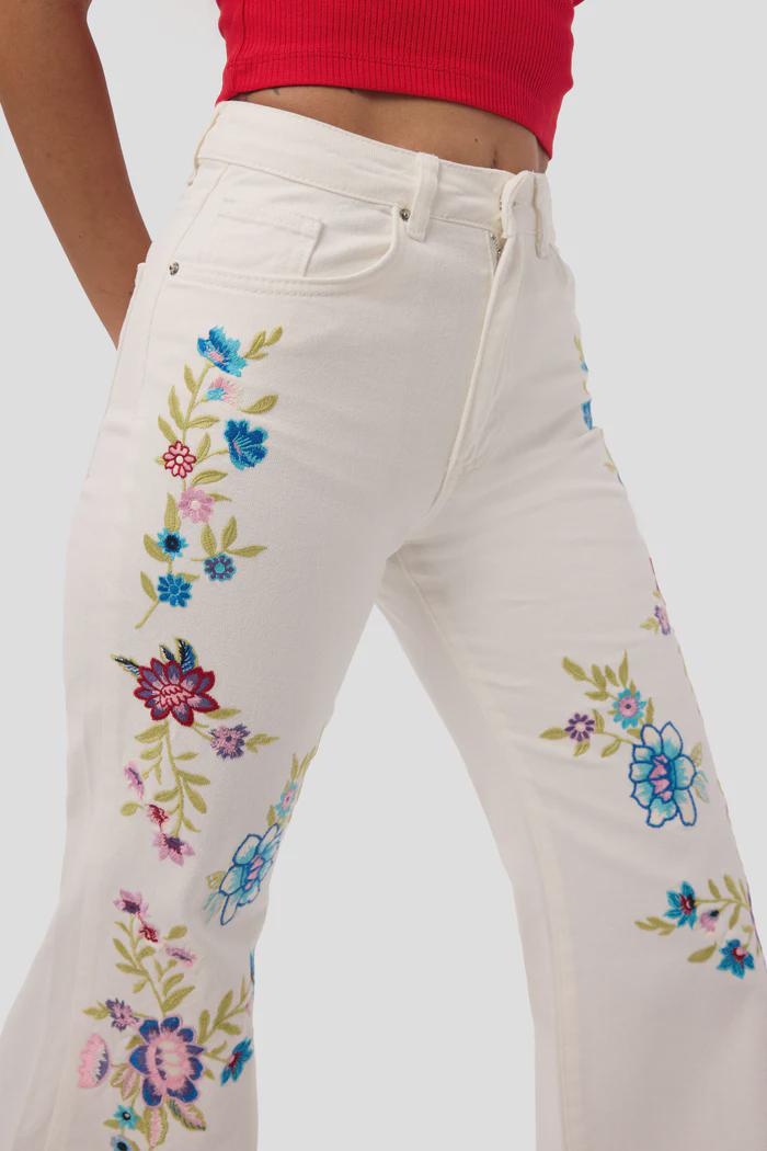Women’s White Floral Embroidered Flare Jeans - Image 4