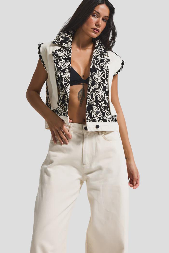 Women’s Cream Wide Leg Jeans - Image 3